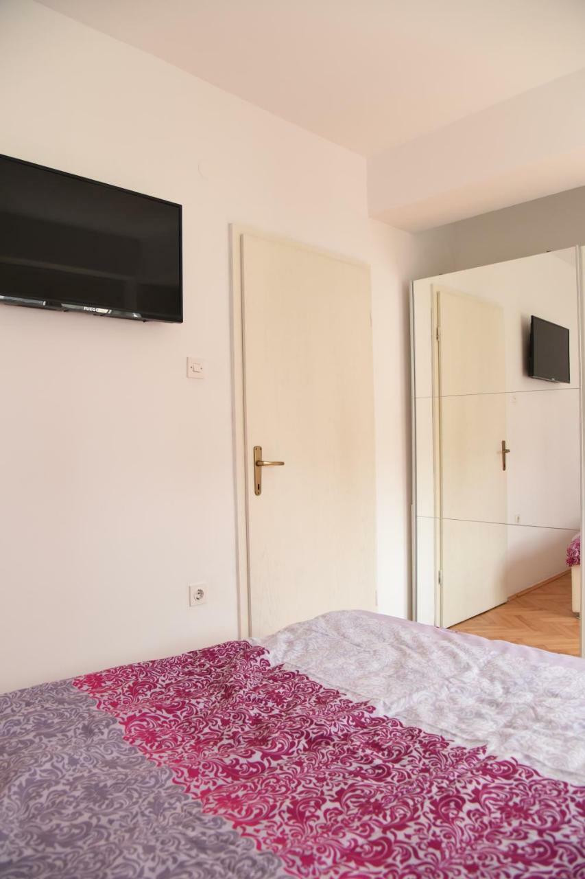 Kiara Apartments Скопие Екстериор снимка